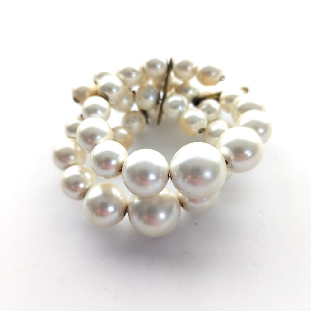 Vintage 50s Retro Classic Faux Pearl Stretch Wire Cuff Bracelet